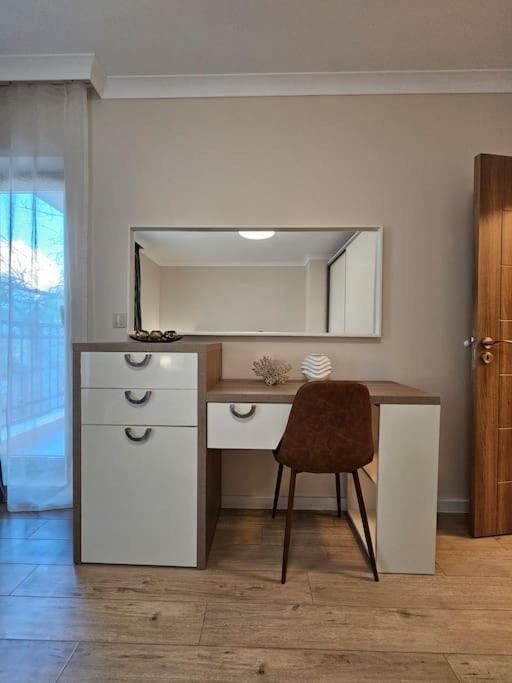 Serenity In The Heart Of Varna With Parking 外观 照片