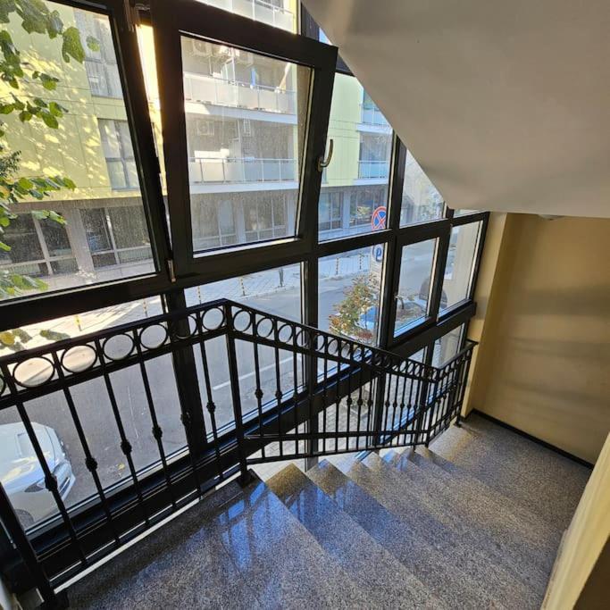 Serenity In The Heart Of Varna With Parking 外观 照片